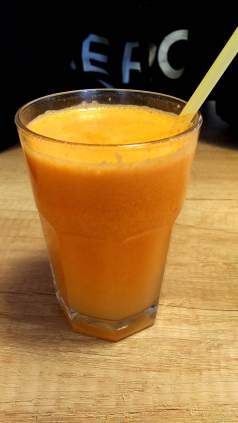 Fresh 'Orange Spice' Juice